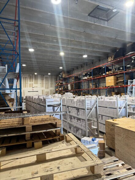 More Photos Of 7851-7863 NW 46th St, Doral Warehouse For Lease