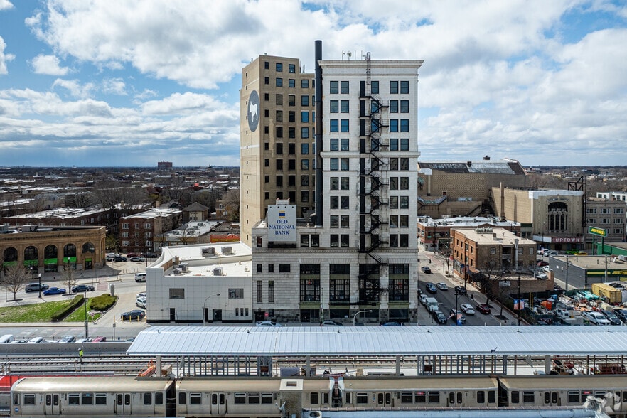 More Photos Of 4753 N Broadway St, Chicago Multifamily For Sale