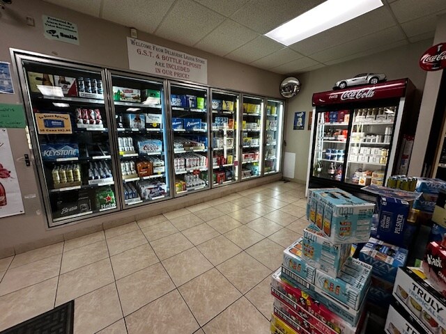 More Photos Of 2216 20th St, Delburne Hotel For Sale