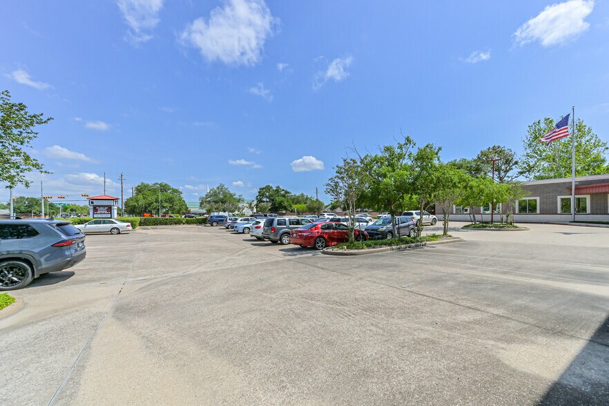 More Photos Of 4701 Preston Ave, Pasadena Office Residential For Sale