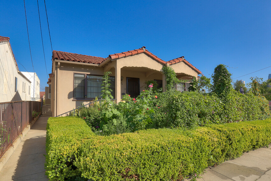 Primary Photo Of 812 N Beaudry Ave, Los Angeles Apartments For Sale