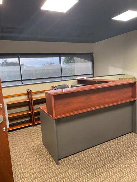 More Photos Of 1016 Spring Villas Pt, Winter Springs Office For Sale