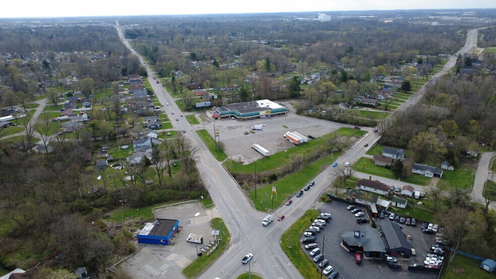 More Photos Of 1801 S Emerson Ave, Indianapolis Unknown For Lease