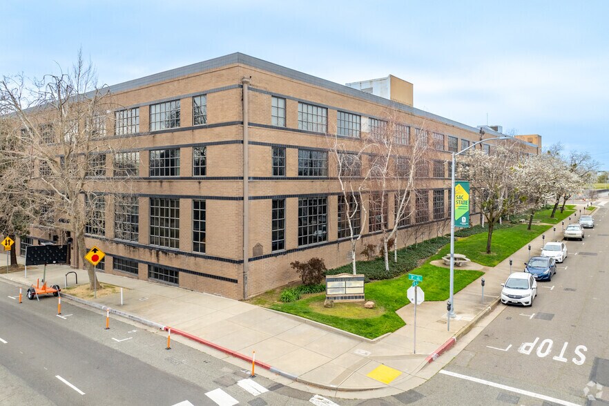 More Photos Of 1800 3rd St, Sacramento Loft Creative Space For Lease
