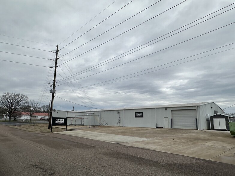 Primary Photo Of 4100 Warren Rd, Humboldt Industrial For Lease
