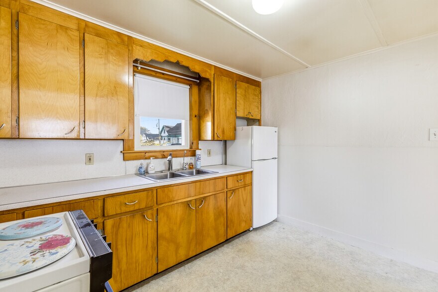 More Photos Of 51 Chestnut St, Rochester Apartments For Sale