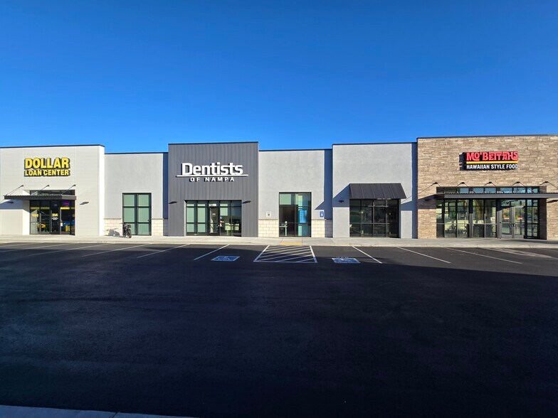 More Photos Of 1255 N Happy Valley Rd, Nampa Restaurant For Sale