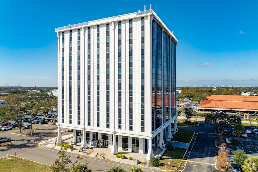 More Photos Of 410 S Ware Blvd, Tampa Loft Creative Space For Sale