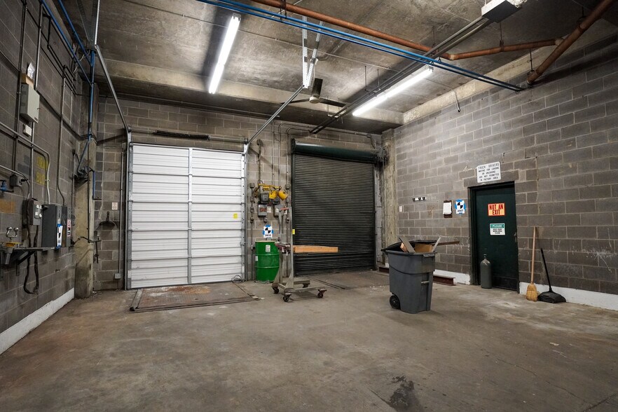 More Photos Of 1612-1616 Moore St, Cincinnati Manufacturing For Sale