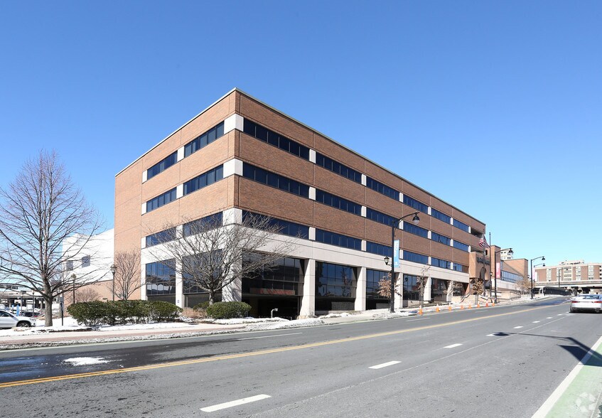 More Photos Of 285 Broad St, Hartford Office For Sale
