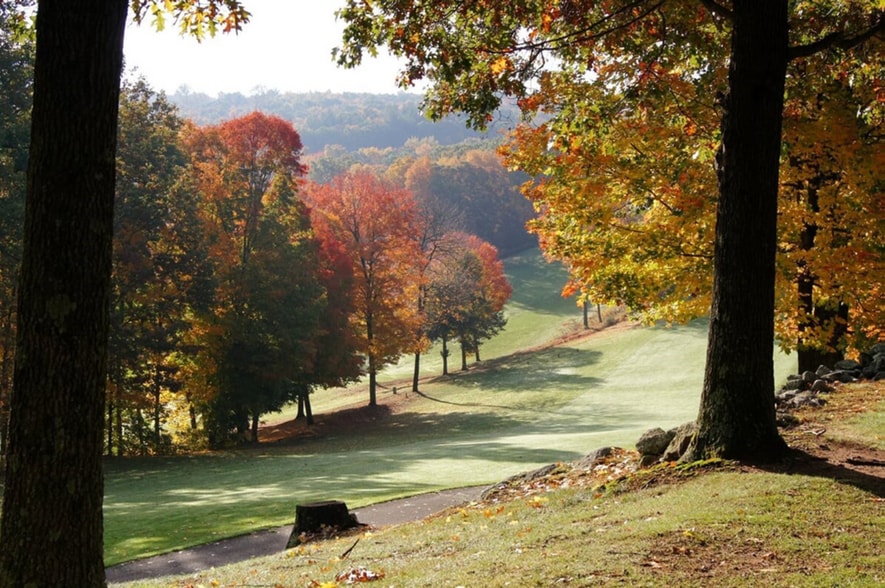 More Photos Of 9 Rose Hill Rd, Portland Golf Course Driving Range For Sale