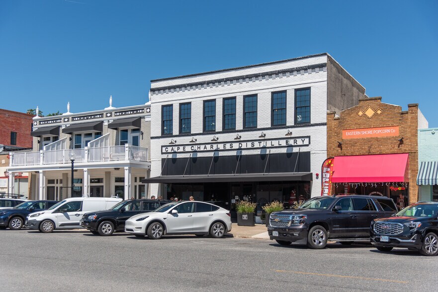 More Photos Of 225 Mason Ave, Cape Charles Storefront For Sale