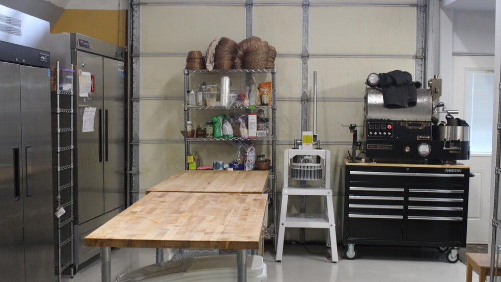 More Photos Of 7877 W Main St, Rathdrum Freestanding For Lease