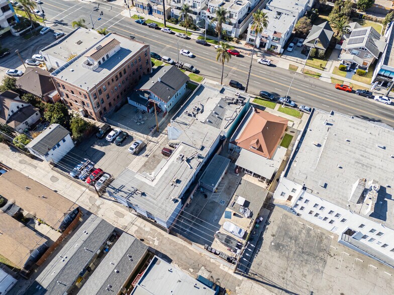 More Photos Of 836 Atlantic Ave, Long Beach Specialty For Sale