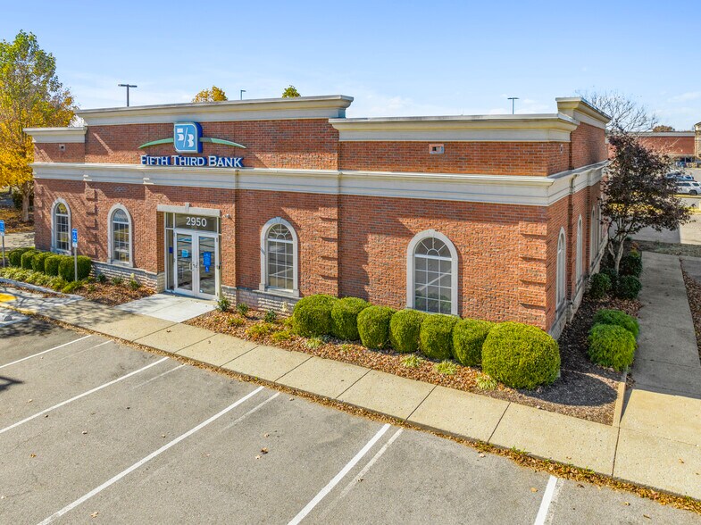 More Photos Of 2910 S Church St, Murfreesboro Freestanding For Lease