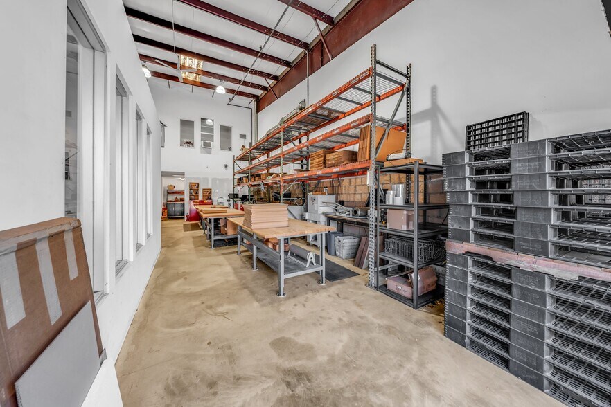 More Photos Of 2258 Central St, Richmond Warehouse For Lease