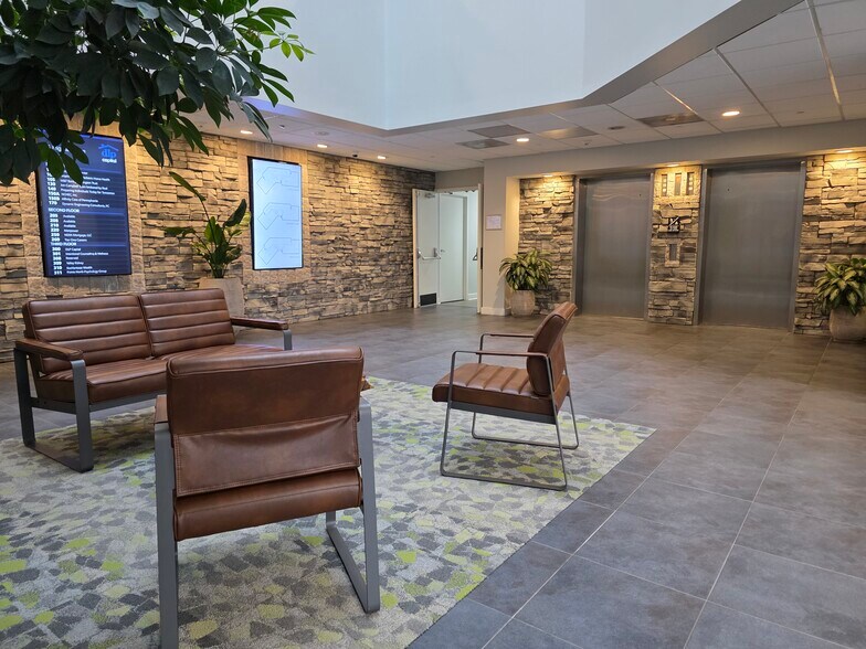 More Photos Of 95 Highland Ave, Bethlehem Office For Lease