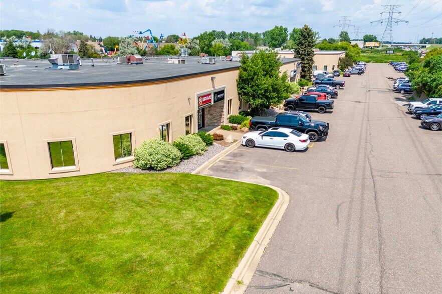 More Photos Of 14100-14170 23rd Ave N, Plymouth Unknown For Lease
