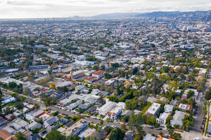 More Photos Of 1637-1639 1/2 Micheltorena St, Los Angeles Apartments For Sale