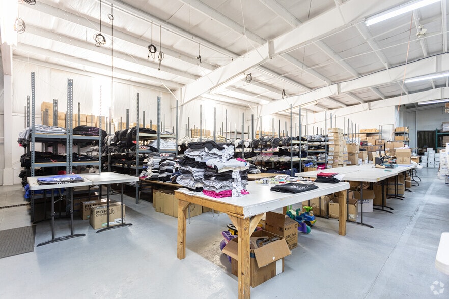 More Photos Of 810 W Utah Ave, Payson Warehouse For Sale