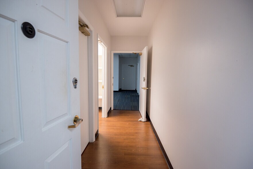 More Photos Of 300 W Main St, Lake Butler Storefront Retail Office For Sale