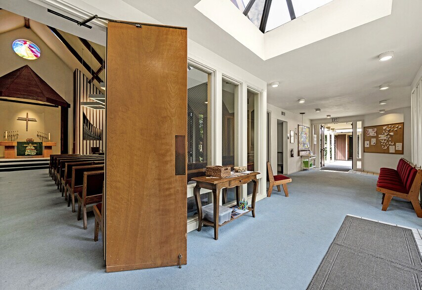 More Photos Of 4930 Newanga Ave, Santa Rosa Religious Facility For Sale