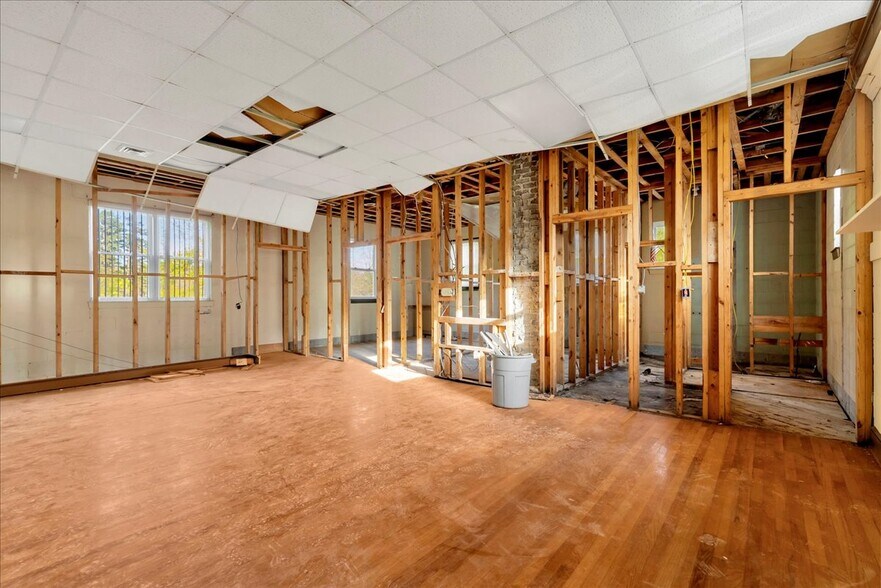 More Photos Of 1055 L P Bailey Memorial Hwy, Halifax General Retail For Sale