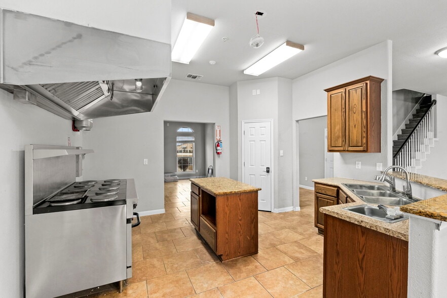 More Photos Of 17602-17606 Tucker Pl, San Antonio Rehabilitation Center For Sale