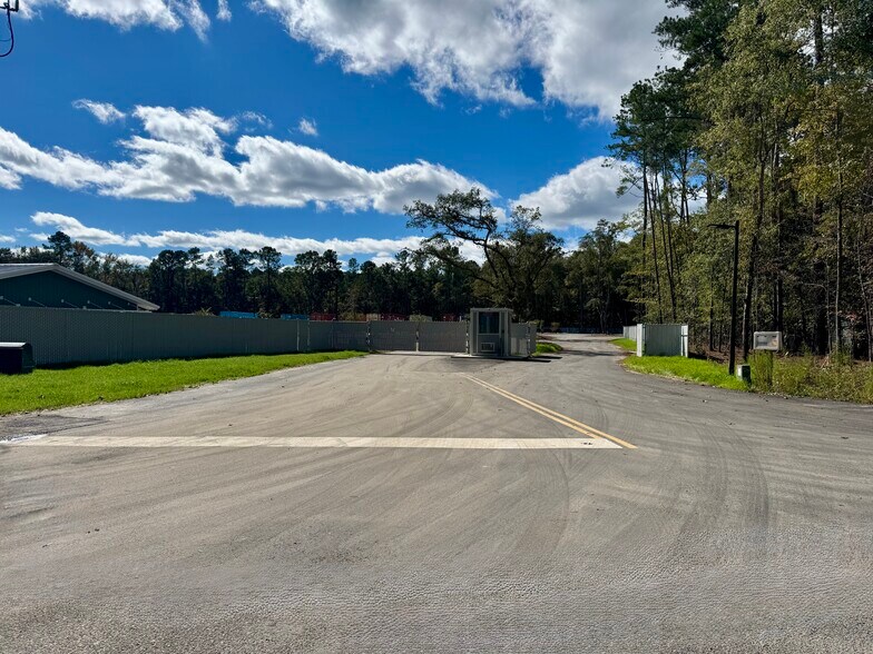 More Photos Of 185 Brewer Rd, Summerville Land For Lease