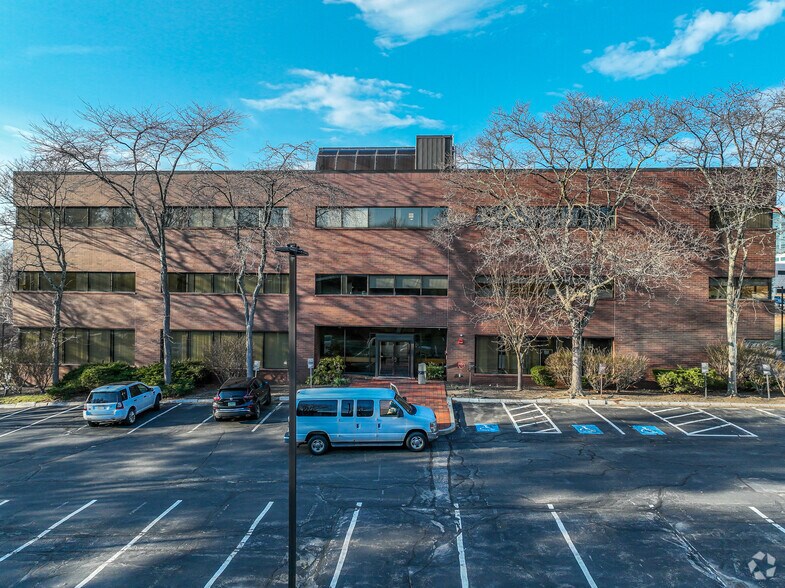 More Photos Of 204 Second Ave, Waltham Office For Lease