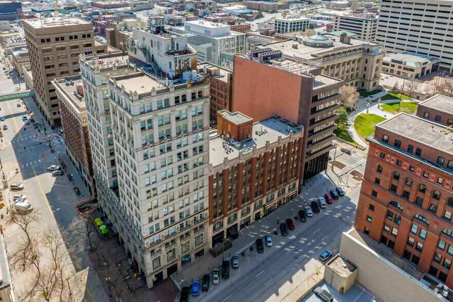 More Photos Of 1600 Farnam St, Omaha Apartments For Lease