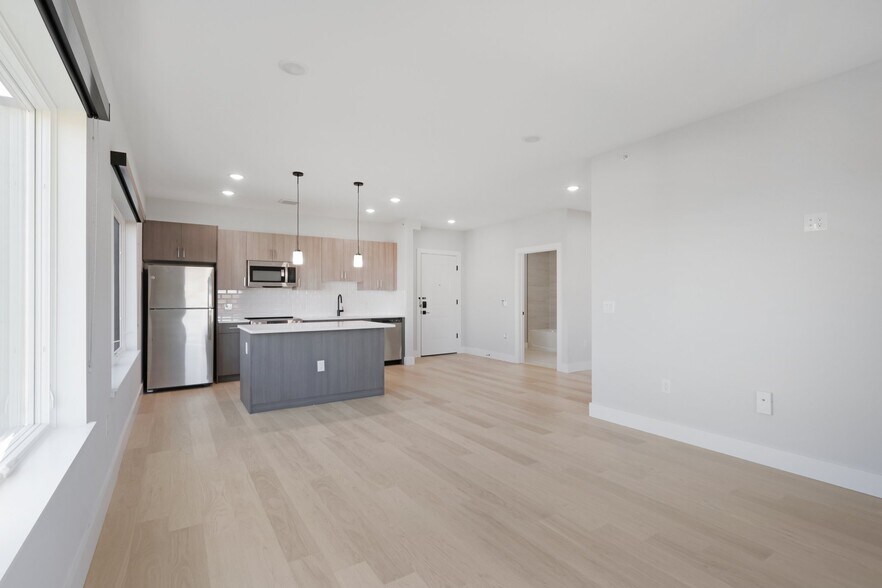 More Photos Of 34-40 Hudson St, Newark Apartments For Lease