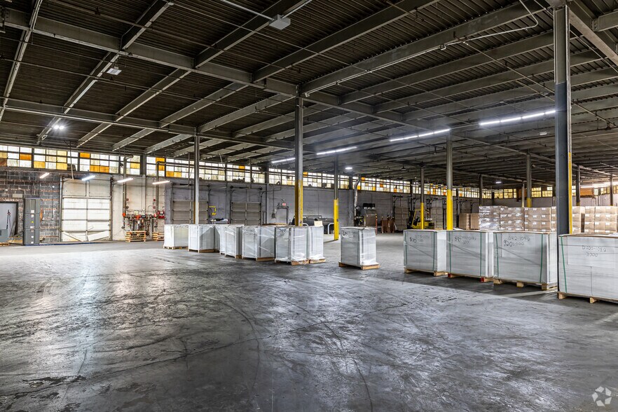 More Photos Of 125 McKee St, East Hartford Warehouse For Lease