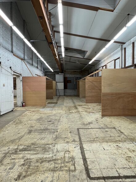More Photos Of 67 W Queen Ln, Philadelphia Warehouse For Sale