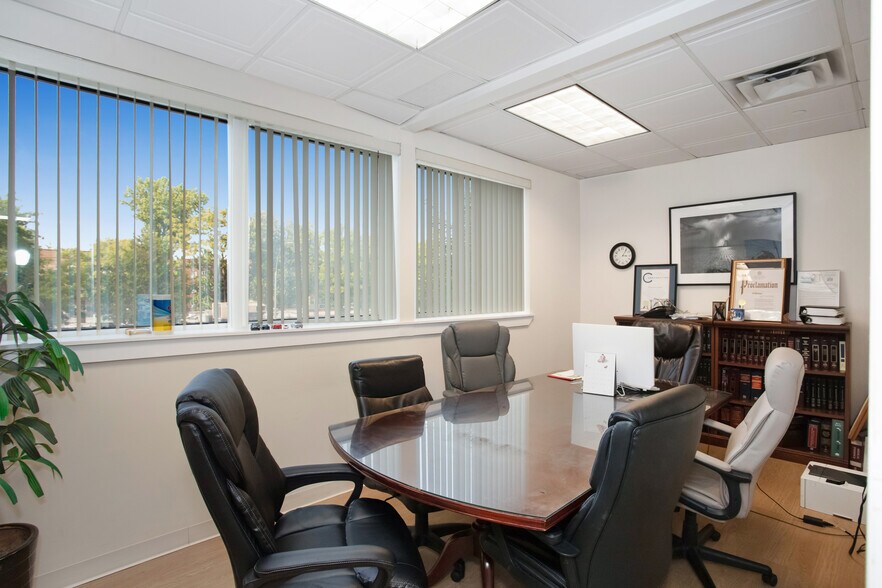 More Photos Of , Bayside Office For Sale