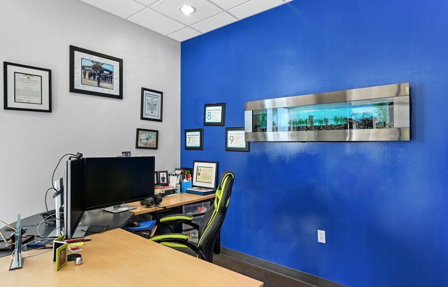 More Photos Of 950 Boardwalk, San Marcos Office For Sale