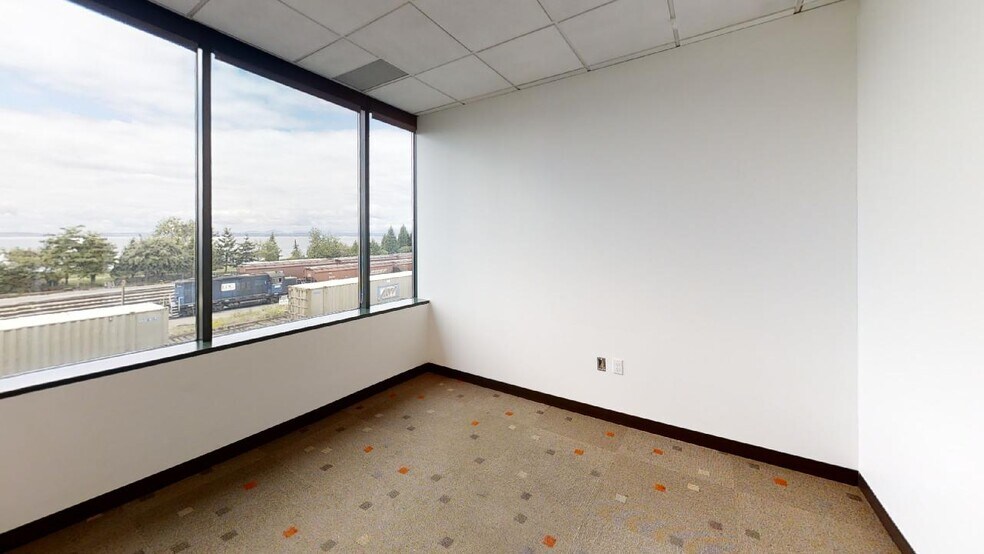 More Photos Of 351 Elliott Ave W, Seattle Unknown For Lease