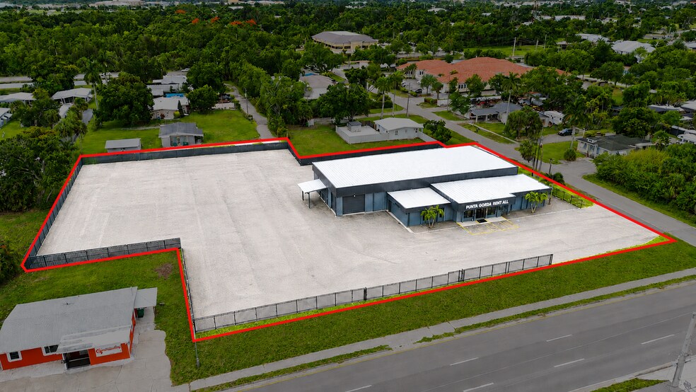 More Photos Of 25115 Marion Ave, Punta Gorda Warehouse For Lease