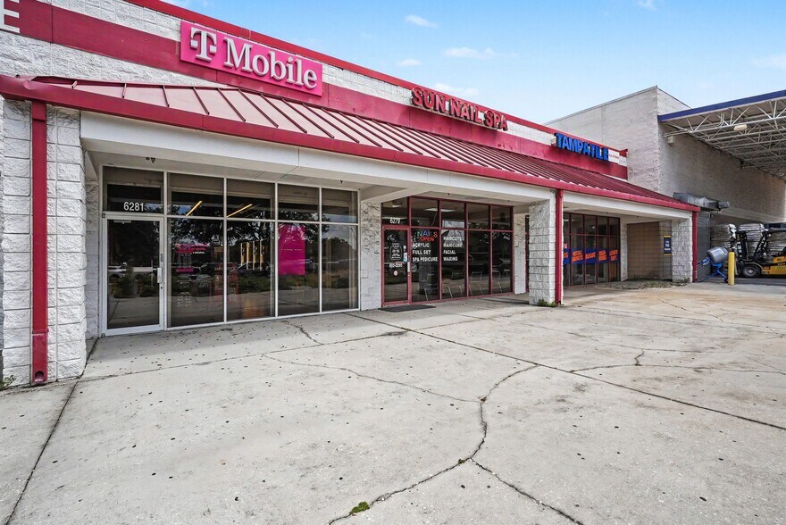 More Photos Of 6295 Waters Ave, Tampa Unknown For Lease