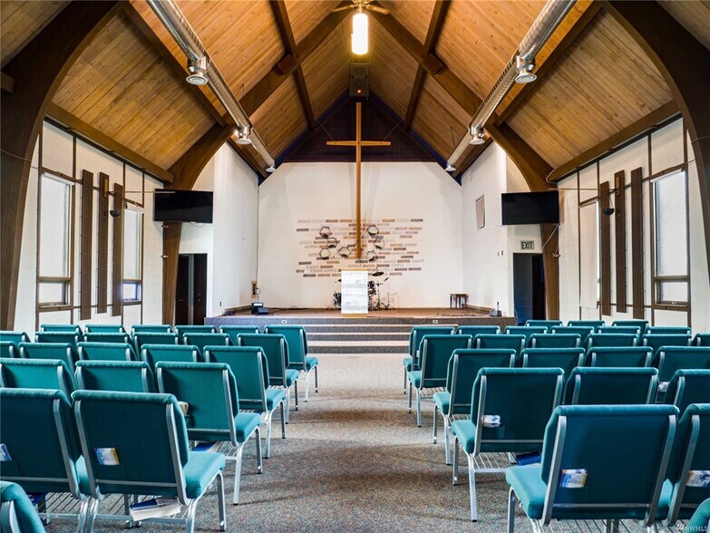 More Photos Of 1300 Foster ave, Bridgeport Religious Facility For Sale