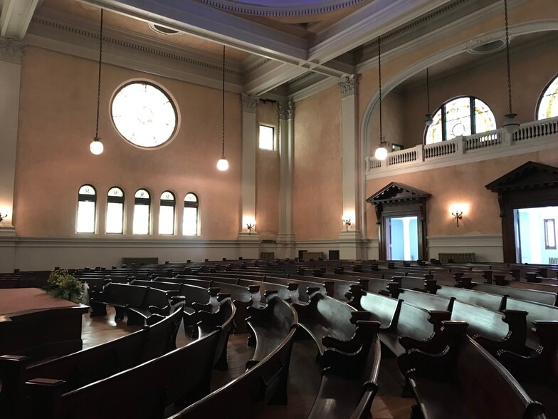 More Photos Of 1201 Felix St, Saint Joseph Lodge Meeting Hall For Sale