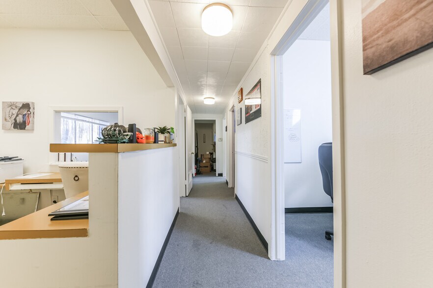 More Photos Of 1022-1024 Pasadena Blvd, Pasadena Medical For Lease