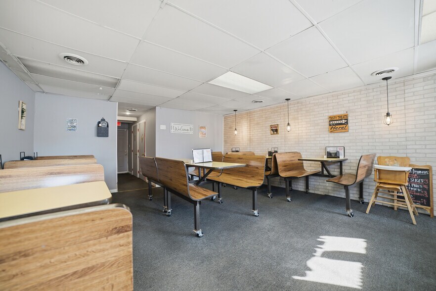 More Photos Of 12 E Main St, Shiloh General Retail For Sale