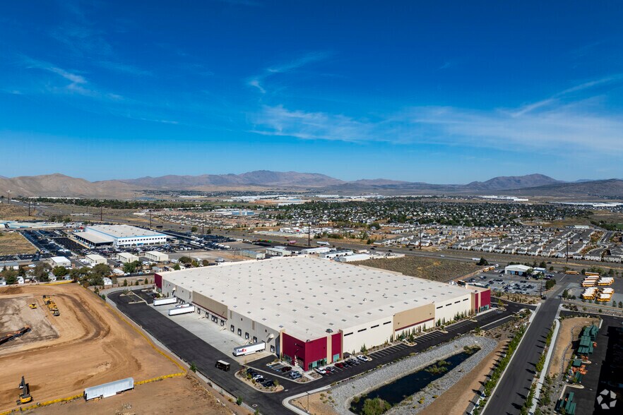More Photos Of 9560 N Virginia St, Reno Distribution For Lease