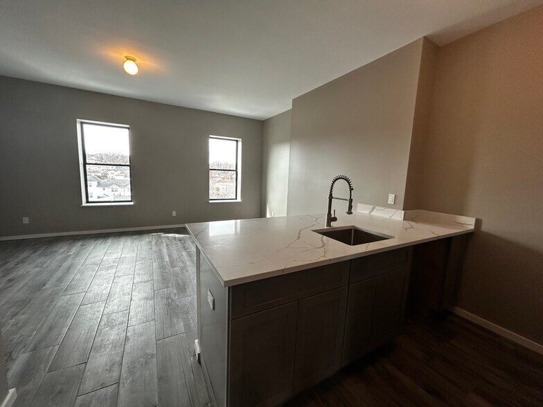 More Photos Of 1230 Bay St, Staten Island Storefront Retail Residential For Sale