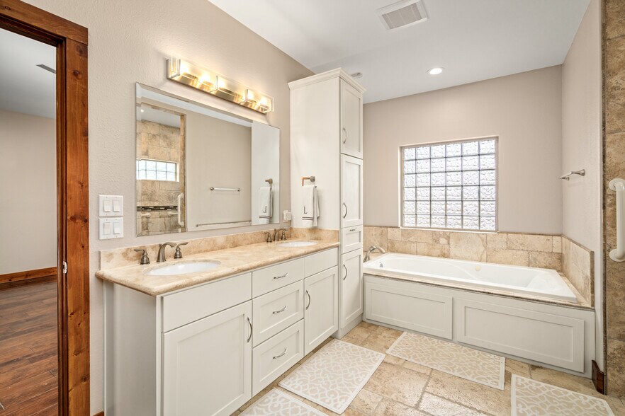 More Photos Of 145 State Loop 92, La Grange Specialty For Sale