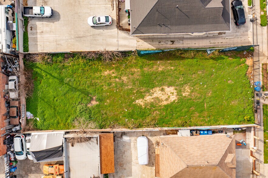 More Photos Of 1606 Menlo Ave, Los Angeles Land For Sale