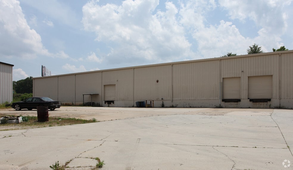 More Photos Of 9147 Old Atlanta Hwy, Covington Warehouse For Lease