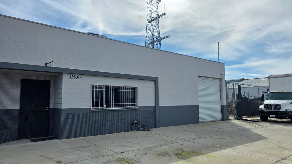 More Photos Of 11700 Anabel Ave, Garden Grove Warehouse For Sale