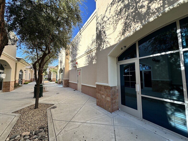 More Photos Of 15255 N 40th St, Phoenix Medical For Sale